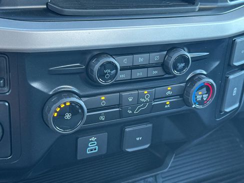 Used 2024 Ford F550 2WD Regular Cab Super Duty w/ XL Chrome Package image 21