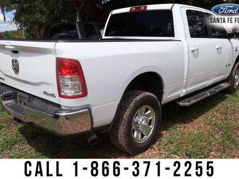 Used 2022 RAM 2500 Big Horn AWD/4WD image 4