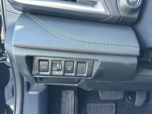 Used 2025 Subaru Outback Touring w/ Popular Package #2 image 15