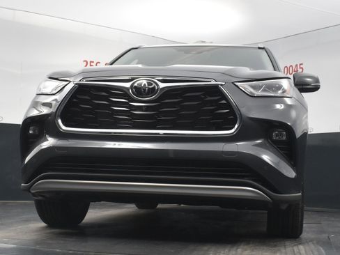 Used 2022 Toyota Highlander Platinum image 47