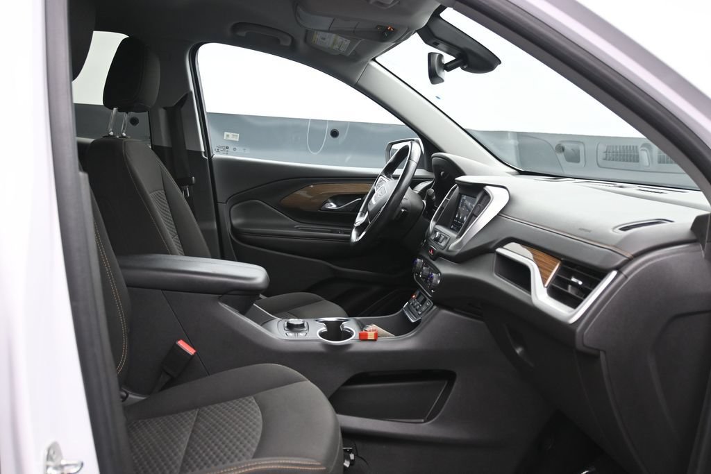 Used 2020 GMC Terrain SLE w/ Driver Convenience Package AWD/4WD image 13
