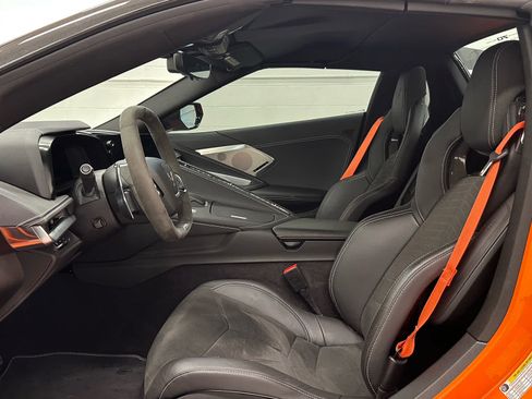 Used 2023 Chevrolet Corvette Z06 RWD image 18