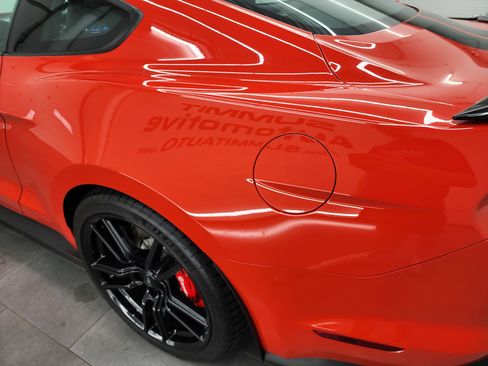 Used 2022 Ford Mustang Shelby GT500 w/ Technology Package image 28