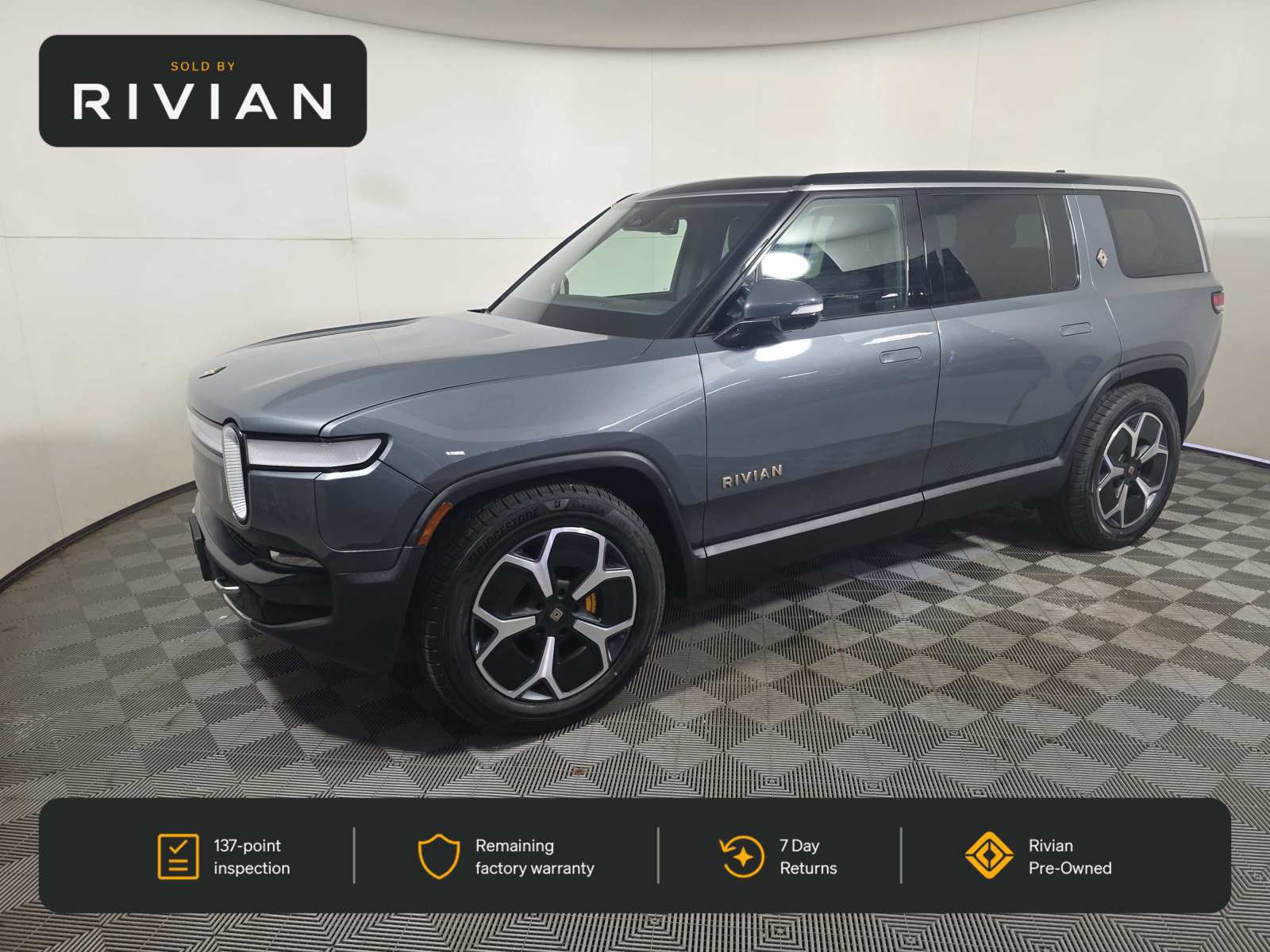 Used 2022 Rivian R1S Launch Edition Quad AWD/4WD image 1