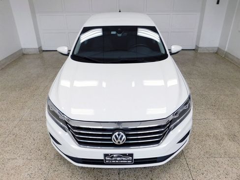 Used 2020 Volkswagen Passat 2.0T SE FWD image 9