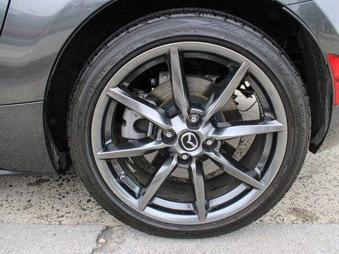 Used 2019 MAZDA MX-5 Miata RF Grand Touring image 29