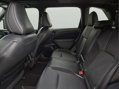 Certified 2026 Subaru Forester Touring AWD/4WD image 10