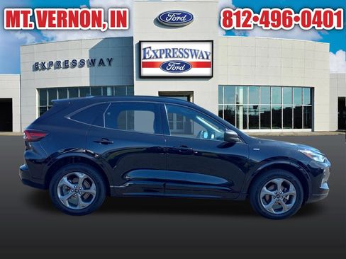 Used 2024 Ford Escape ST-Line image 6