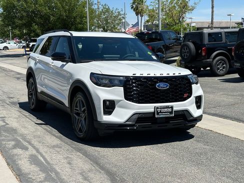 New 2026 Ford Explorer ST w/ Sun And Sound Package AWD/4WD image 10