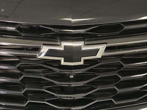 Used 2023 Chevrolet Traverse RS AWD/4WD image 9