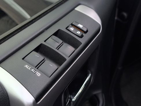 Used 2023 Toyota 4Runner SR5 Premium image 12