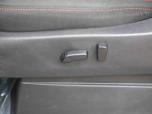 Used 2022 Nissan Frontier Pro-X w/ Technology Package image 21