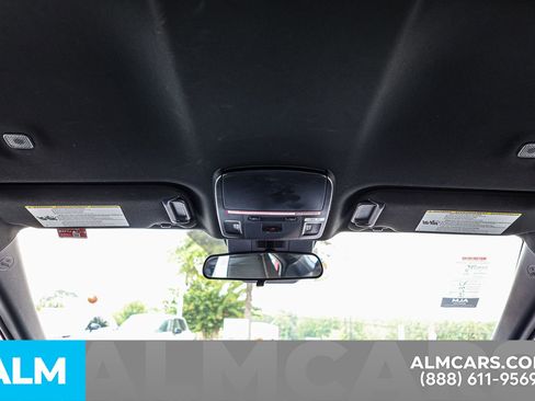 Used 2025 Toyota Camry SE image 51