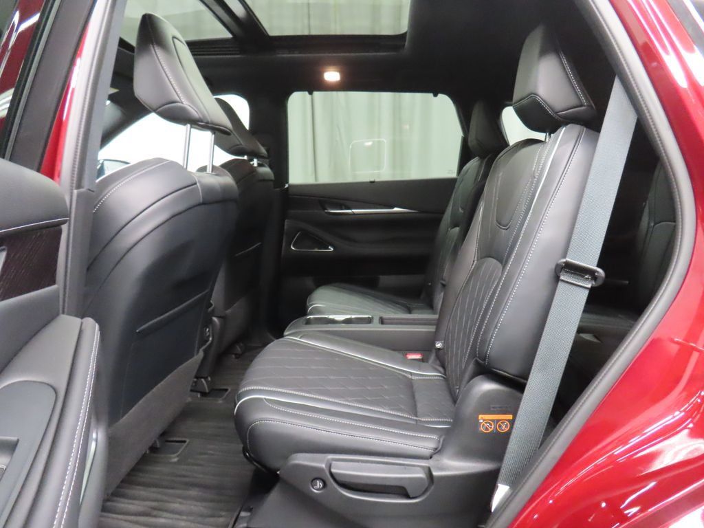 Used 2023 INFINITI QX60 Autograph AWD/4WD image 13