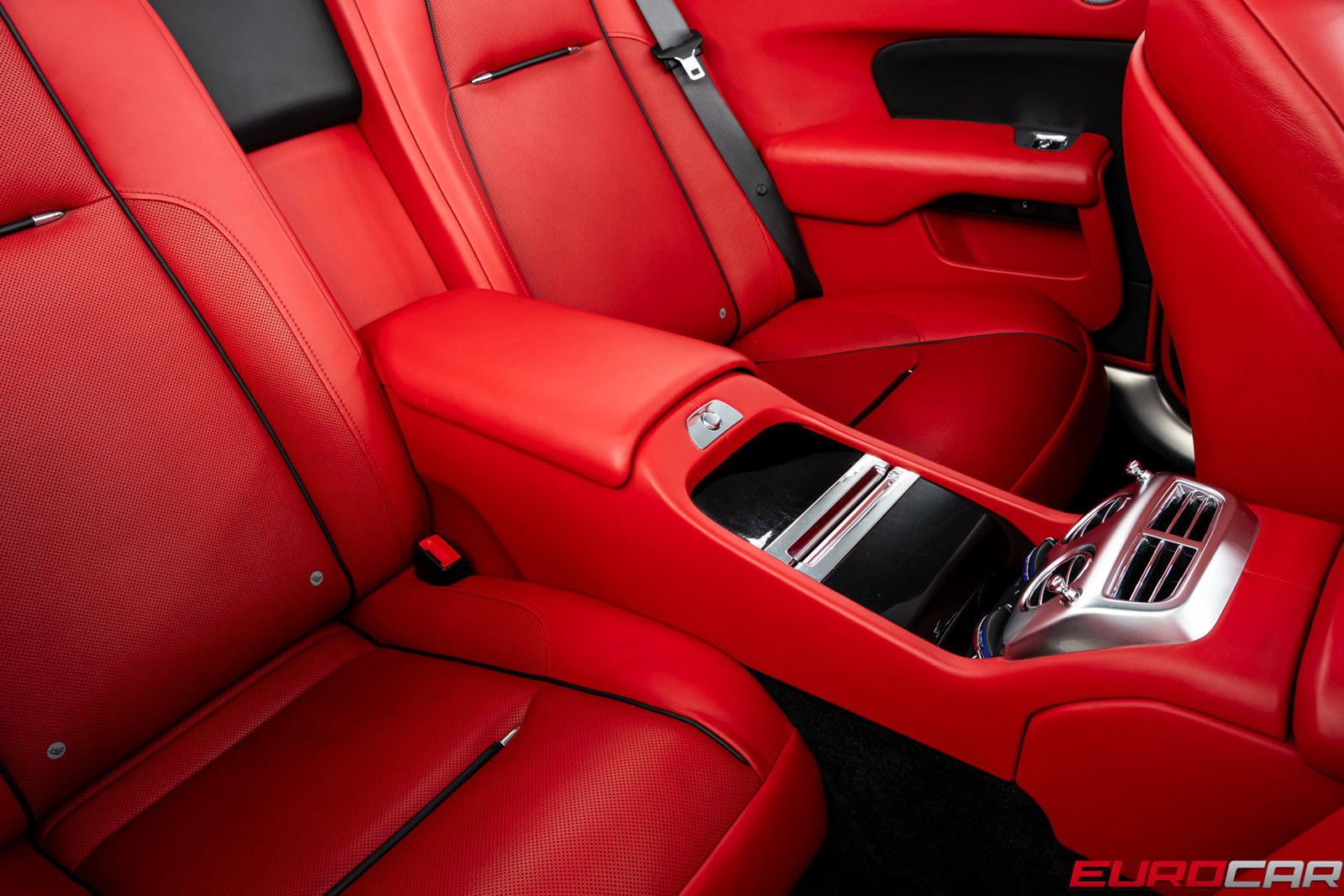 Used 2018 Rolls-Royce Dawn RWD image 40
