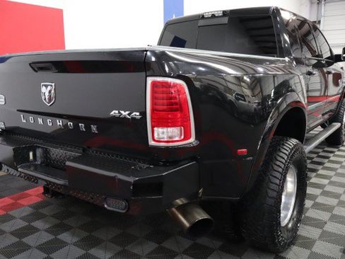 Used 2017 RAM 3500 Laramie Longhorn w/ Cold Weather Group AWD/4WD image 20