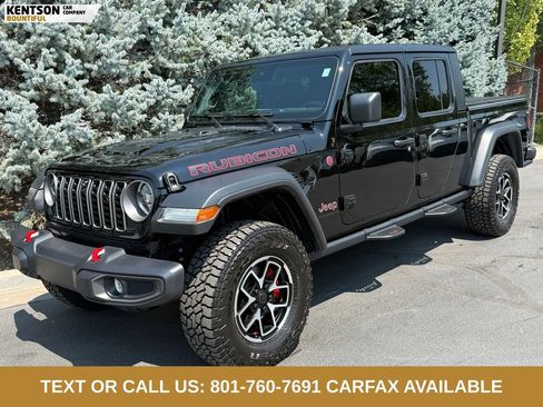Used 2025 Jeep Gladiator Rubicon w/ Convenience Group AWD/4WD image 3