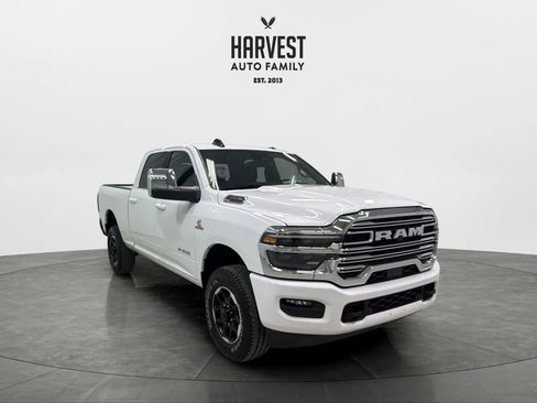 Used 2026 RAM 2500 Laramie AWD/4WD image 10