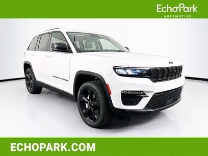 Used 2023 Jeep Grand Cherokee Limited w/ Black Appearance Package