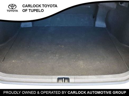 Used 2020 Toyota Camry SE FWD image 23