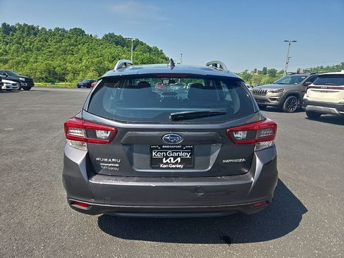 Used 2022 Subaru Impreza 2.0i Premium AWD/4WD image 7