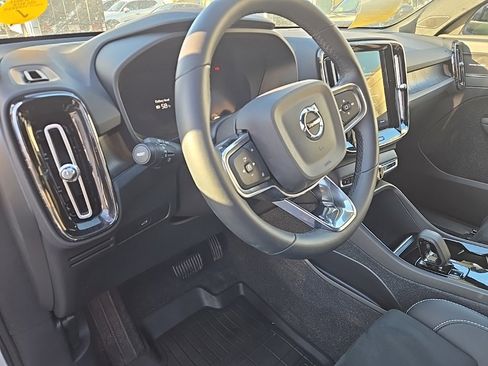 Certified 2024 Volvo XC40 Recharge Ultimate w/ Protection Package Premier image 11