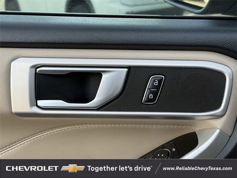 Used 2021 Ford Explorer XLT w/ Equipment Group 202A image 27