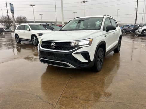Used 2024 Volkswagen Taos S image 1