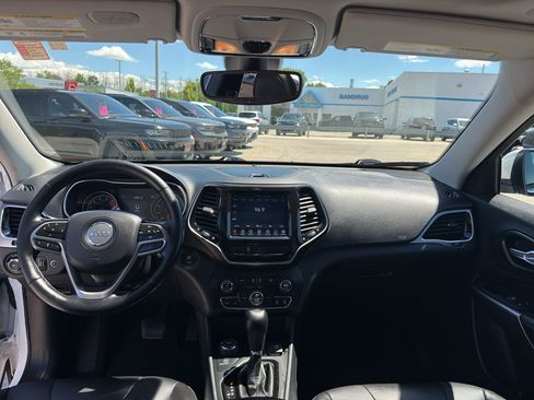 Used 2020 Jeep Cherokee Limited AWD/4WD image 29