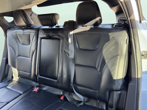 Used 2025 Ford Mustang Mach-E Premium image 27