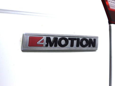 Used 2021 Volkswagen Tiguan SEL w/ 3rd Row Seat Package image 40