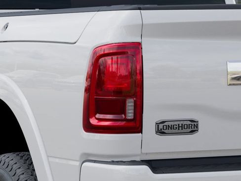 New 2026 RAM 2500 Limited AWD/4WD image 10