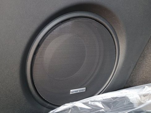 New 2025 Subaru Outback Touring XT image 14