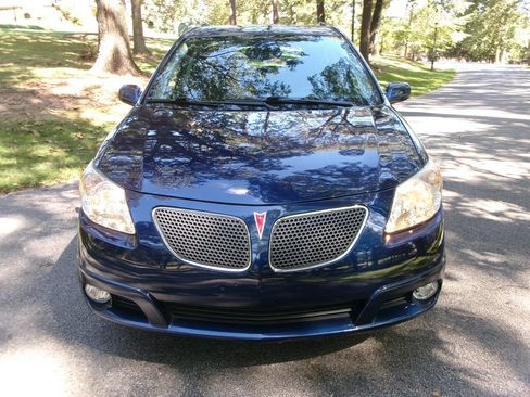 Used 2006 Pontiac Vibe w/ Security Package image 2