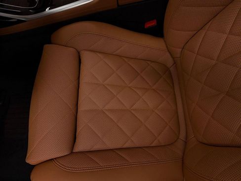 New 2026 BMW X7 xDrive40i image 17