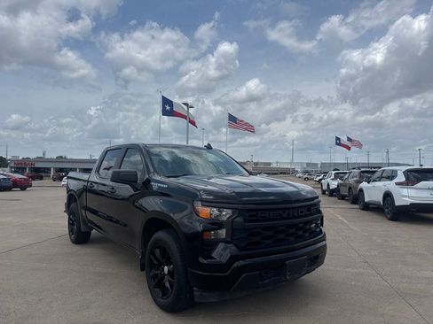 Used 2022 Chevrolet Silverado 1500 Custom RWD image 1