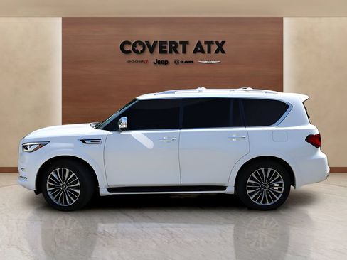 Used 2021 INFINITI QX80 Sensory w/ Cargo Package RWD image 2
