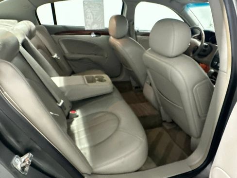 Used 2007 Buick Lucerne CXL w/ Luxury Package FWD image 21