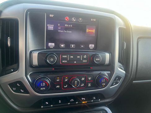 Used 2014 GMC Sierra 1500 SLT w/ SLT Crew Cab Value Package AWD/4WD image 11