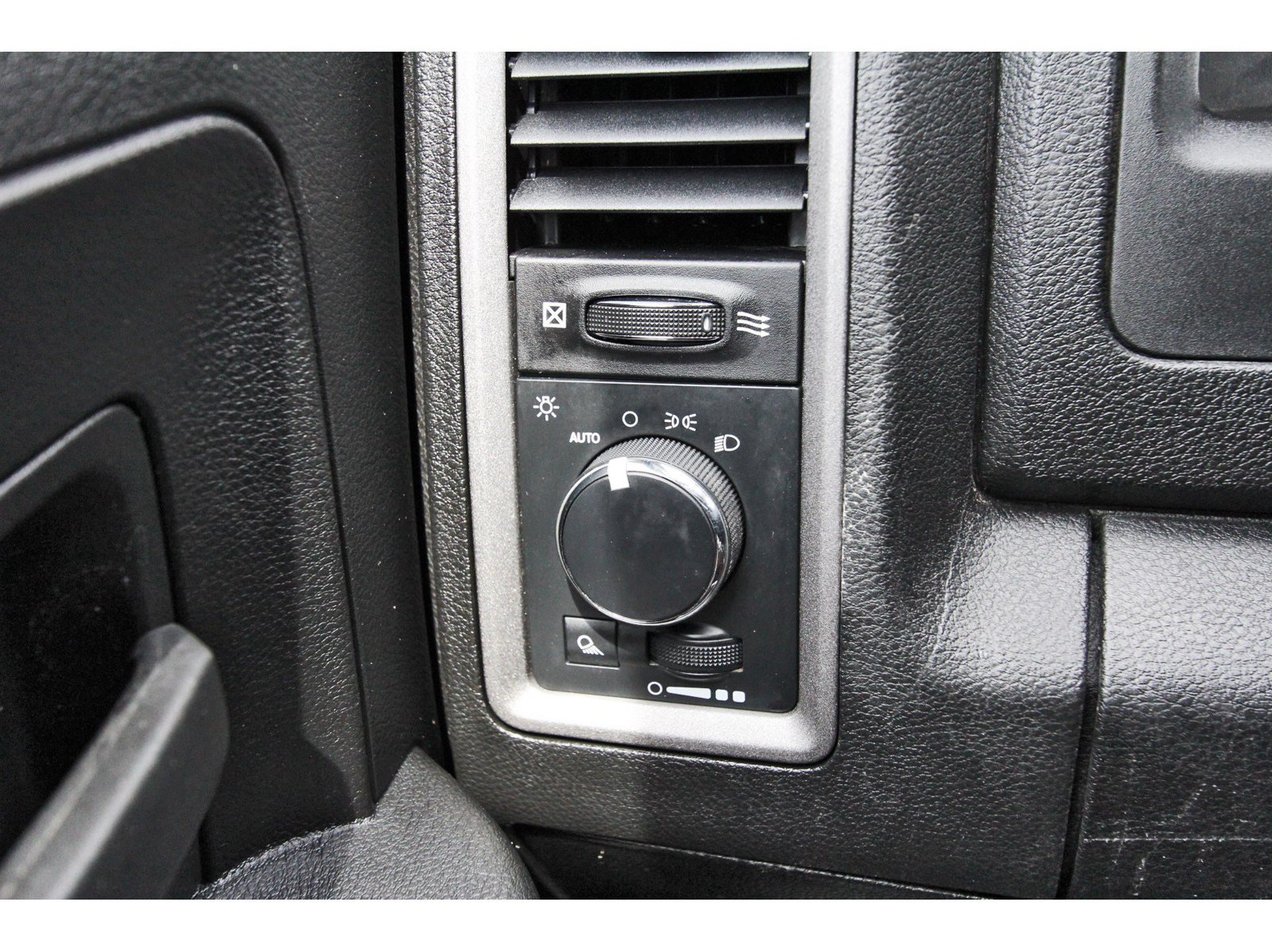 Used 2023 RAM 1500 Tradesman w/ Popular Equipment Group AWD/4WD image 18