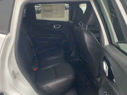 New 2026 Jeep Compass Limited image 30