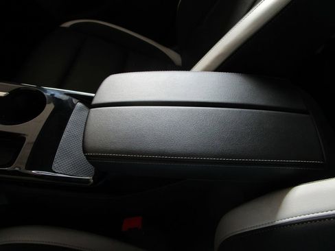 Used 2024 Buick Envision Sport Touring image 34