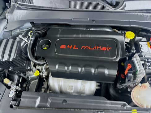 Used 2022 Jeep Compass Latitude image 31