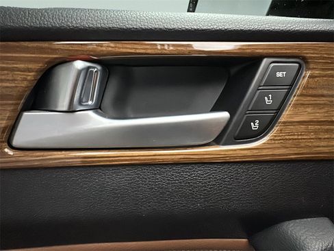 Used 2015 Hyundai Sonata Limited w/ Option Group 06 image 8