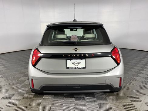 Used 2025 MINI Cooper S image 19