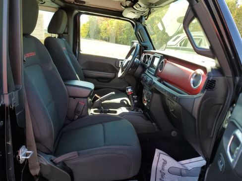 Used 2019 Jeep Wrangler Rubicon image 24
