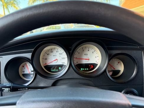 Used 2006 Dodge Charger SXT w/ Popular Equipment Group image 23