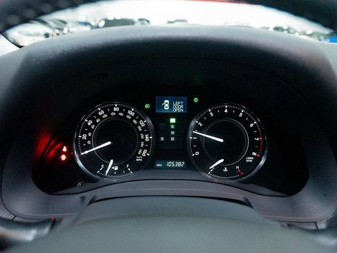 Used 2010 Lexus IS 250C image 30