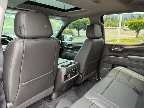 Used 2025 GMC Sierra 1500 Denali AWD/4WD image 33