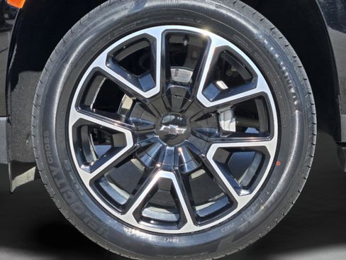 Used 2024 Chevrolet Tahoe RST w/ Luxury Package image 42